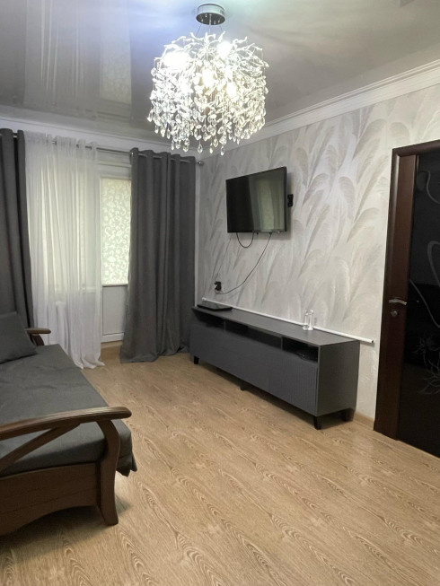 Продается 2-х квартира по ул. Кадырова 36
